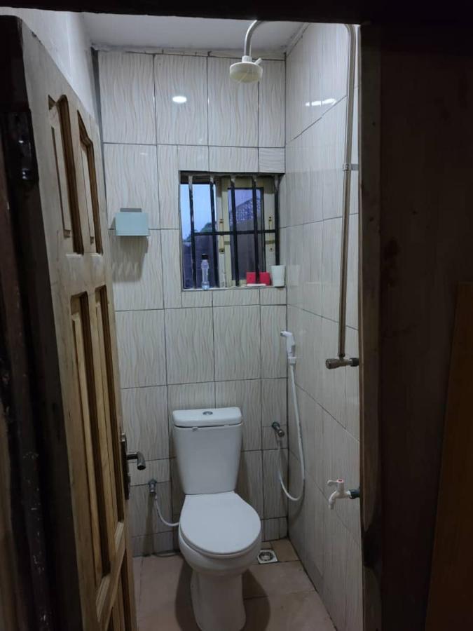 The Edgewood Manor, Entire Service Apartment With 24 Hours Power Akure Zewnętrze zdjęcie